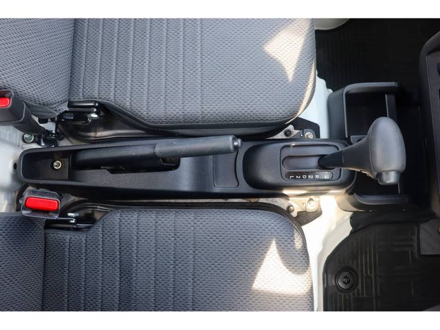 DAIHATSU HIJET TRUCK 4WD 2021 Image 31