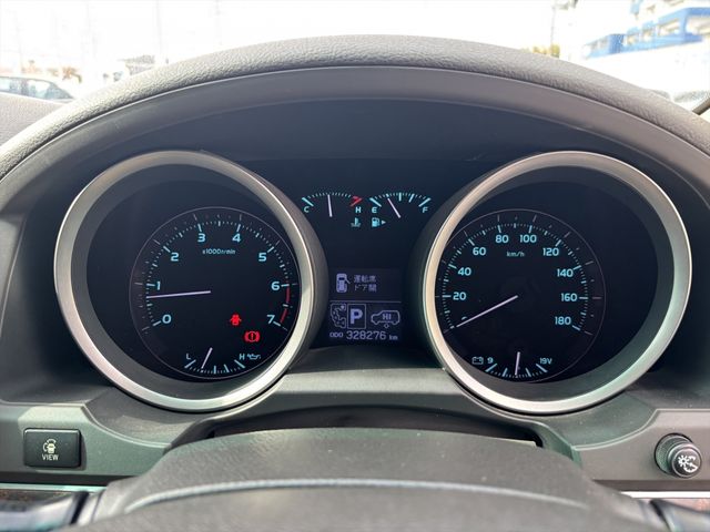 TOYOTA LANDCRUISER WAGON 2010 Image 31