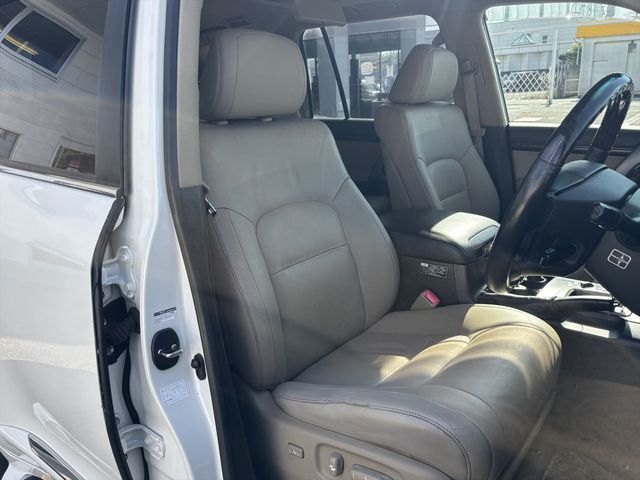 TOYOTA LANDCRUISER WAGON 2010 Image 31