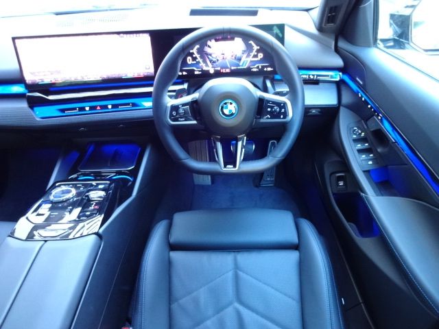 BMW I5 TOURING 2025 Image 31