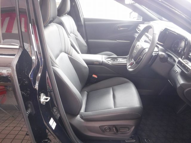 TOYOTA CROWN ESTATE 4WD 2025 Image 31