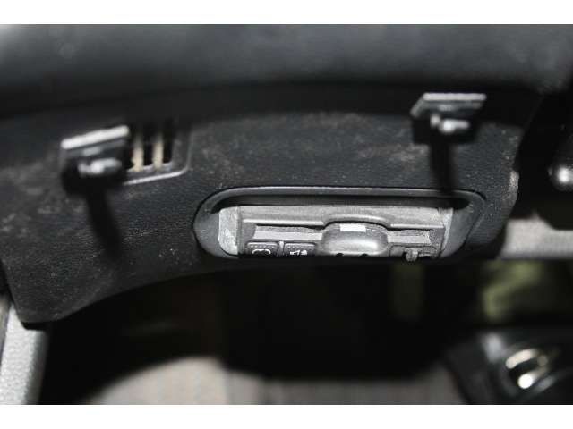 HONDA VEZEL HYBRID 4WD 2015 Image 31