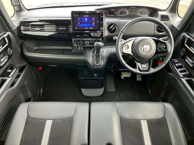 HONDA N BOX CUSTOM 2020 Image 31