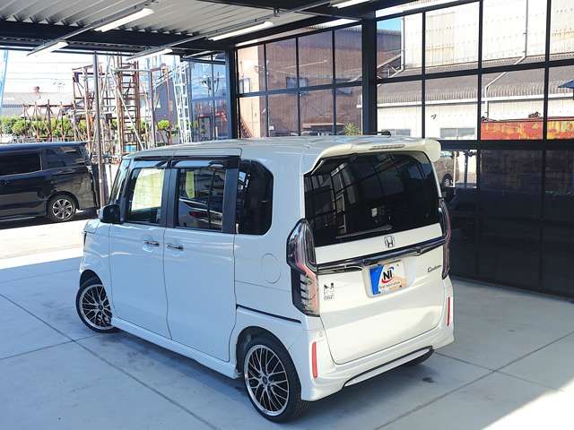 HONDA N BOX CUSTOM 2018 Image 31