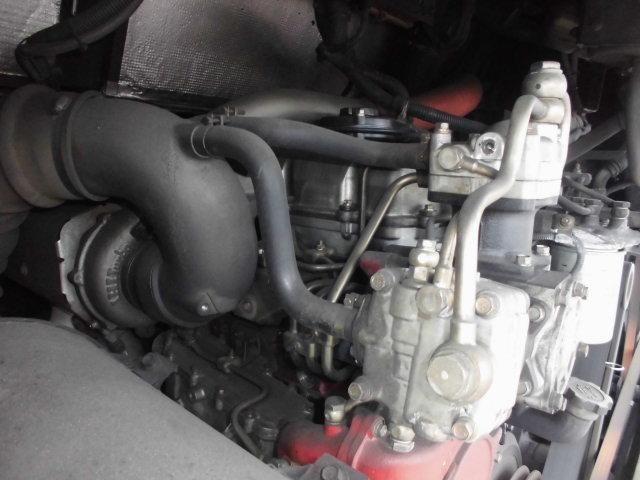 HINO BLUE RIBBON 2002 Image 31