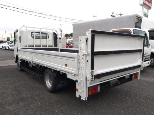 ISUZU ELF 2019 Image 31