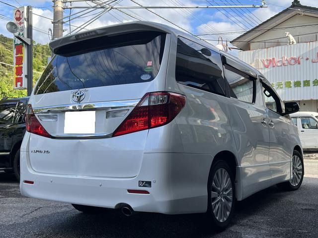 TOYOTA ALPHARD 2013 Image 31