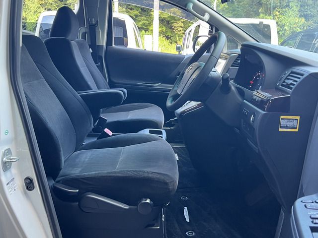 TOYOTA ALPHARD 2013 Image 31