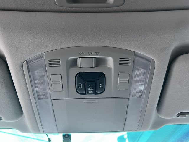TOYOTA ALPHARD 2013 Image 31