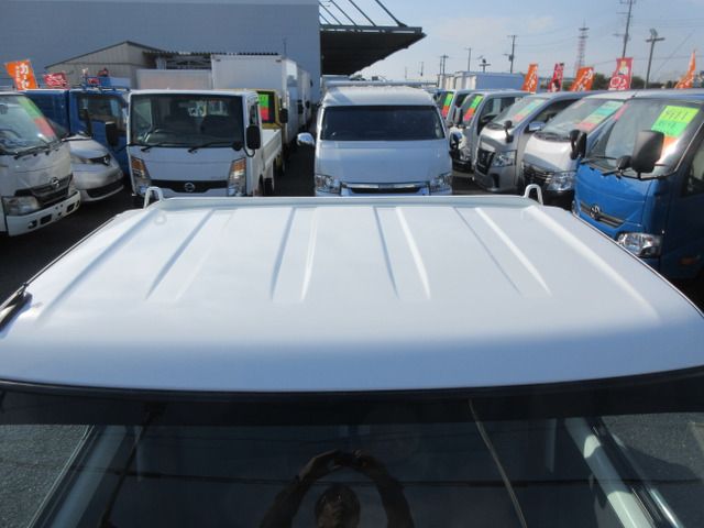 NISSAN CLIPPER TRUCK 2010 Image 31