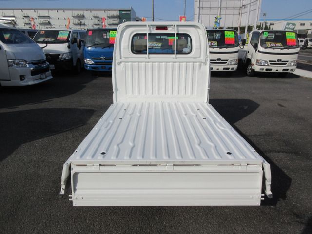 NISSAN CLIPPER TRUCK 2010 Image 31
