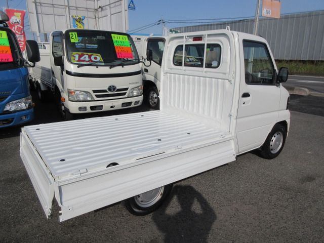 NISSAN CLIPPER TRUCK 2010 Image 31