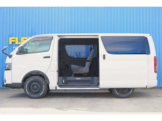 TOYOTA REGIUSACE VAN 4WD 2024 Image 31