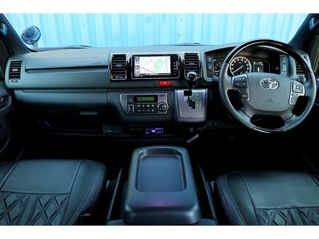 TOYOTA HIACE VAN 2WD 2021 Image 31