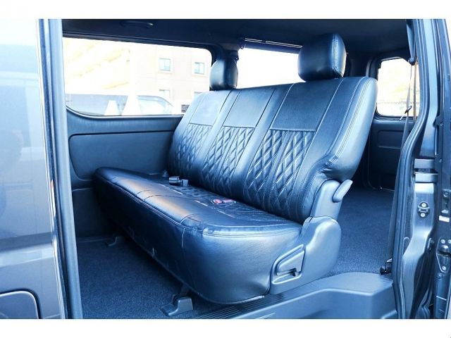 TOYOTA HIACE VAN 2WD 2021 Image 31