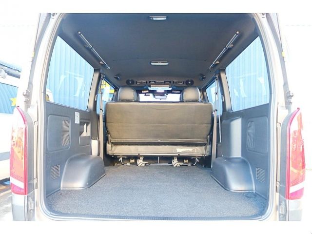 TOYOTA HIACE VAN 2WD 2021 Image 31