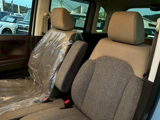 HONDA N BOX 2023 Image 31