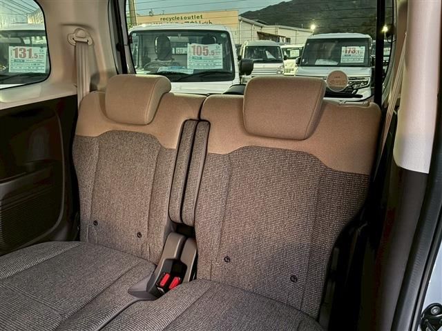 HONDA N BOX 2023 Image 31