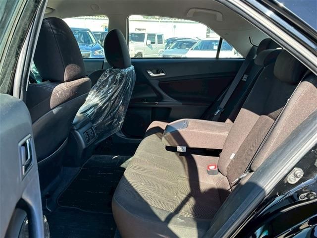 TOYOTA MARK X 2015 Image 31