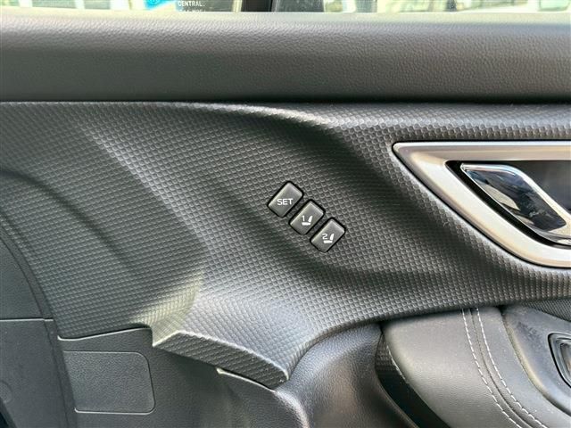 SUBARU FORESTER 2018 Image 31