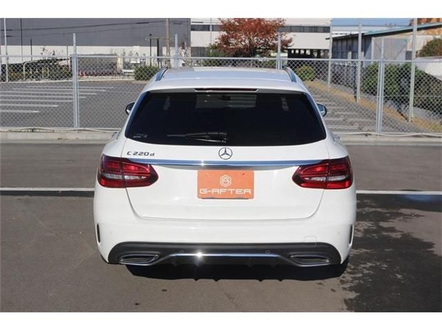 MERCEDES BENZ C CLAS 2018 Image 31