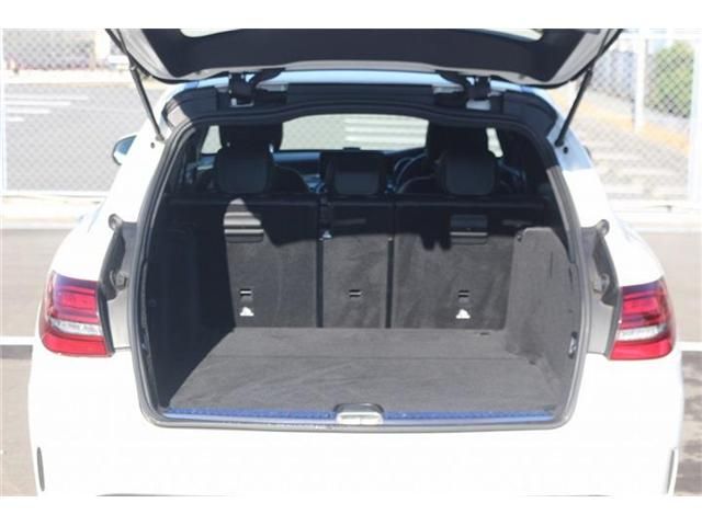 MERCEDES BENZ C CLAS 2018 Image 31