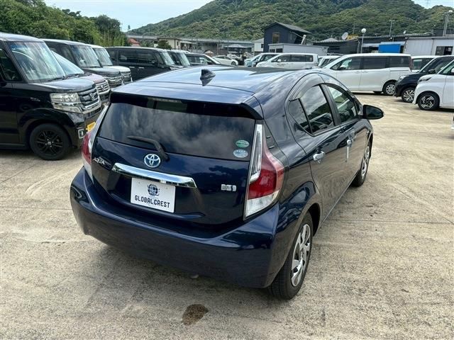 TOYOTA AQUA 2016 Image 31