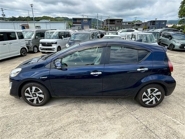 TOYOTA AQUA 2016 Image 31