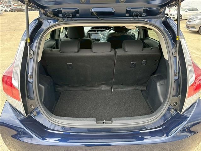 TOYOTA AQUA 2016 Image 31