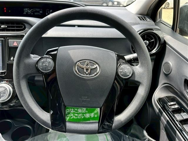 TOYOTA AQUA 2016 Image 31