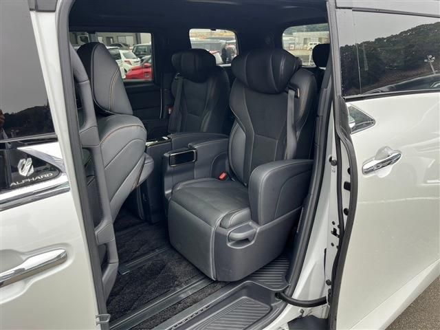 TOYOTA ALPHARD 2024 Image 31