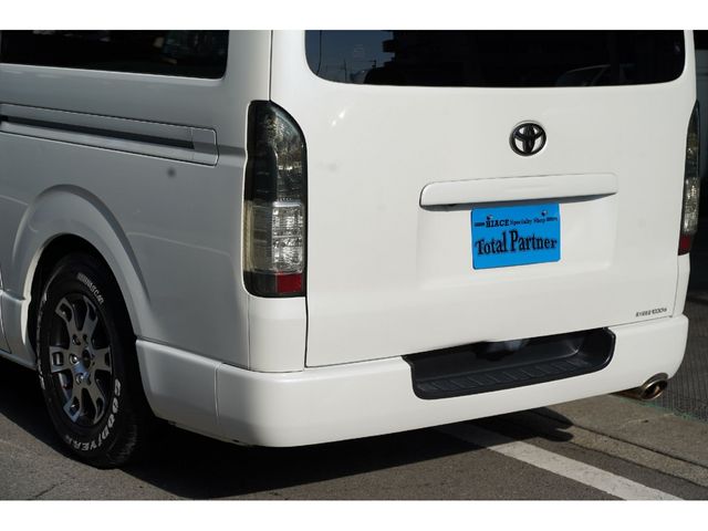 TOYOTA HIACE VAN 2WD 2017 Image 31