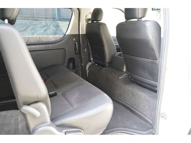 TOYOTA HIACE VAN 2WD 2017 Image 31