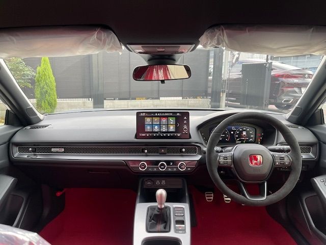 HONDA CIVIC HATCHBACK 2025 Image 31