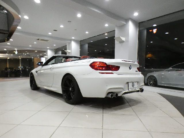 BMW M6 OPEN 2012 Image 31