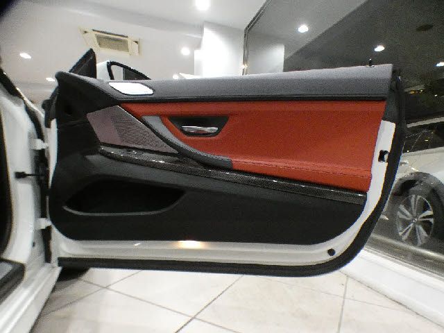 BMW M6 OPEN 2012 Image 31