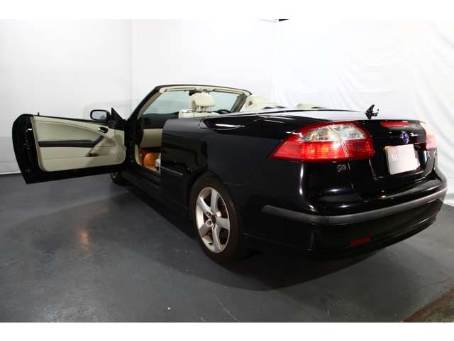 SAAB 9-3 OPEN 2006 Image 31