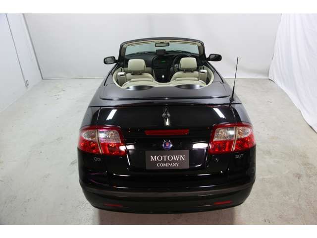 SAAB 9-3 OPEN 2006 Image 31