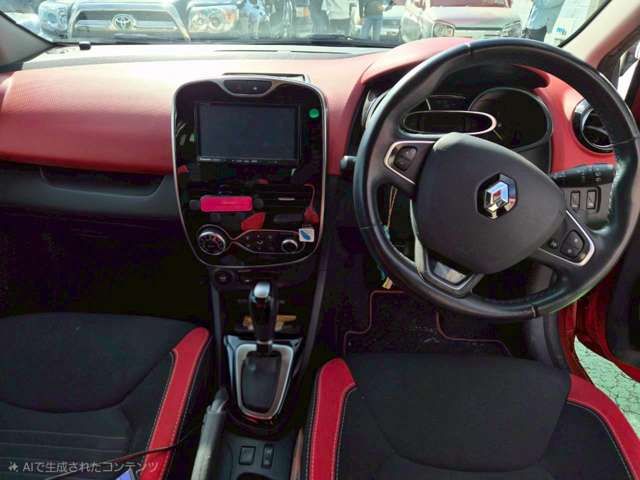 RENAULT LUTECIA 2016 Image 31