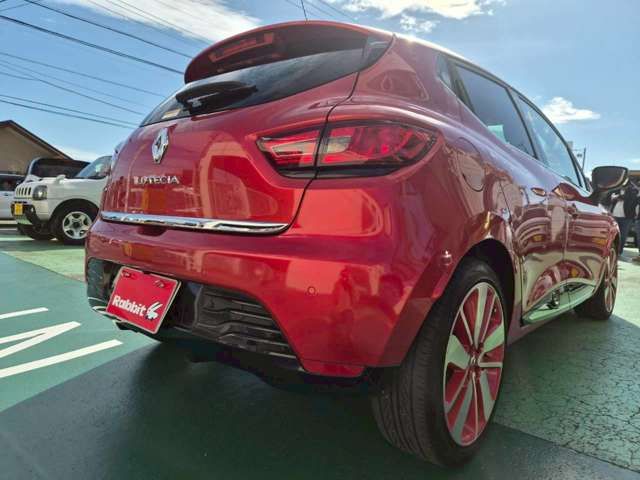 RENAULT LUTECIA 2016 Image 31