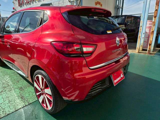 RENAULT LUTECIA 2016 Image 31