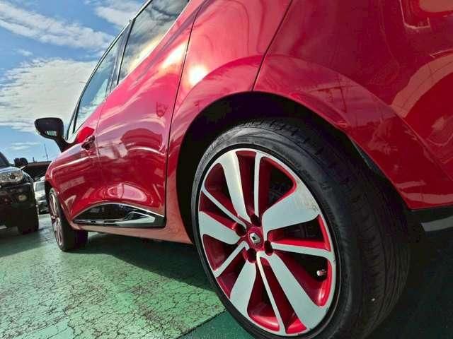 RENAULT LUTECIA 2016 Image 31