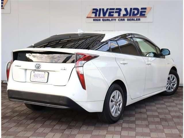 TOYOTA PRIUS 2015 Image 31