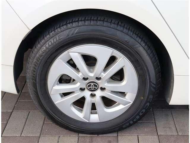 TOYOTA PRIUS 2015 Image 31