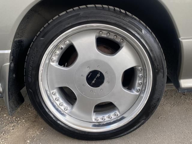 NISSAN ELGRAND 1999 Image 31