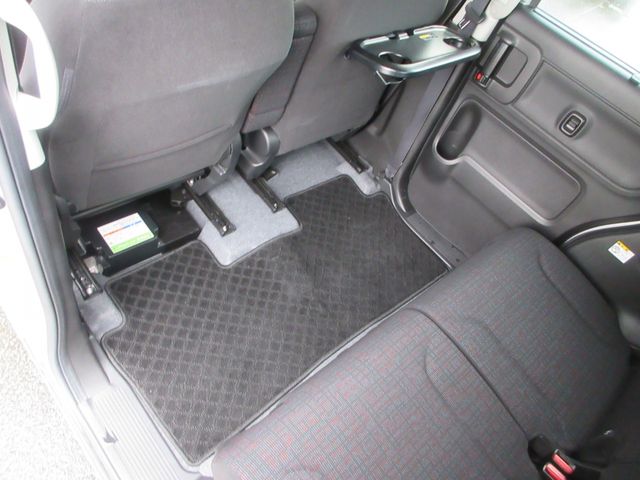 SUZUKI SPACIA 4WD 2023 Image 31