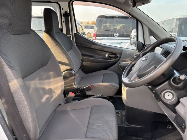 NISSAN NV200 VANETTE VAN 2018 Image 31