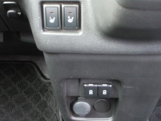 SUZUKI SPACIA 4WD 2023 Image 31