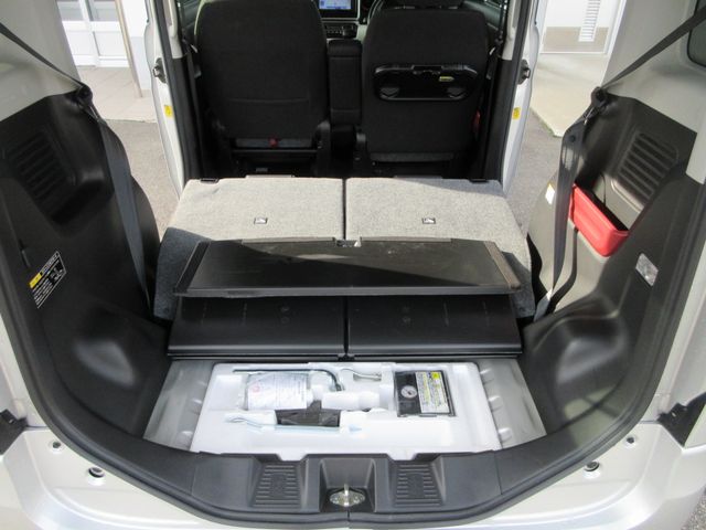 SUZUKI SPACIA 4WD 2023 Image 31