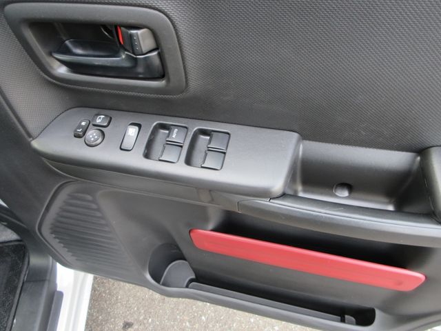 SUZUKI SPACIA 4WD 2023 Image 31